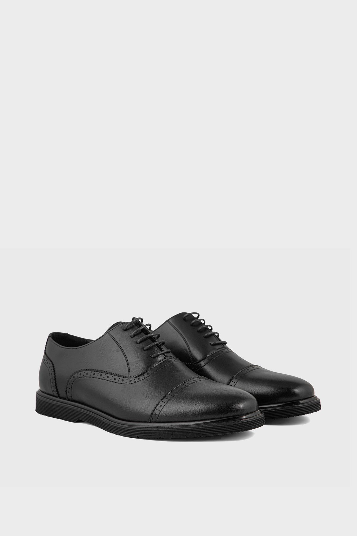 Classic Men's Leather Brogue Oxfords – Formal Cap-Toe Dress Shoes